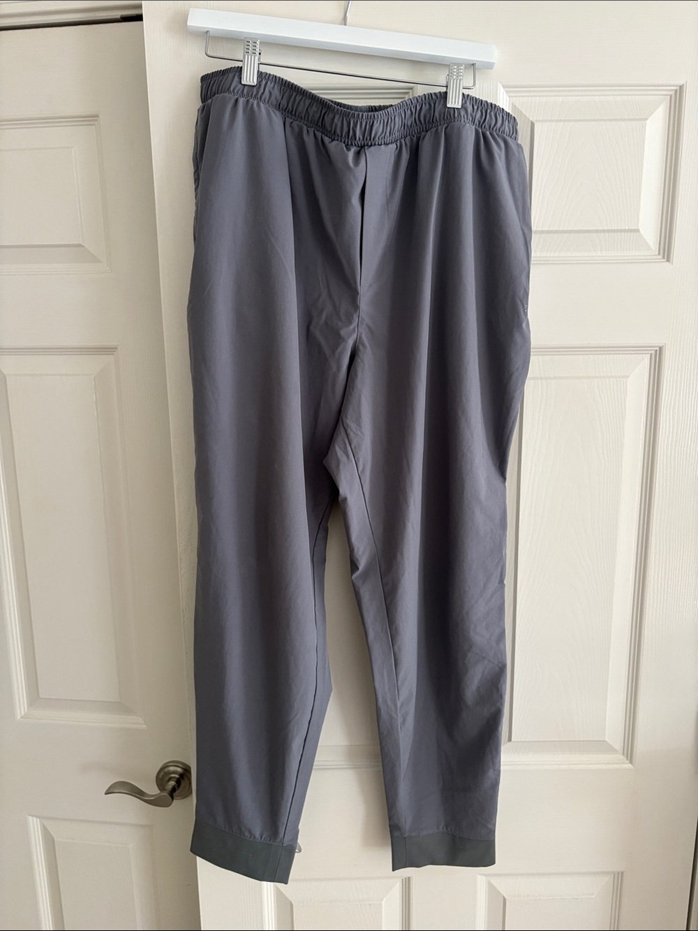 DSG Men's Gray Elastic-Waist Jogger Pants